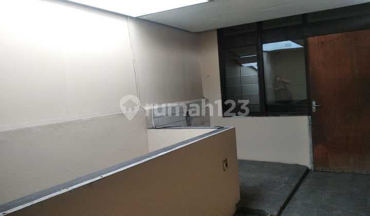 Dijual Ruko 3,5 Lantai di Ciateul Bandung
