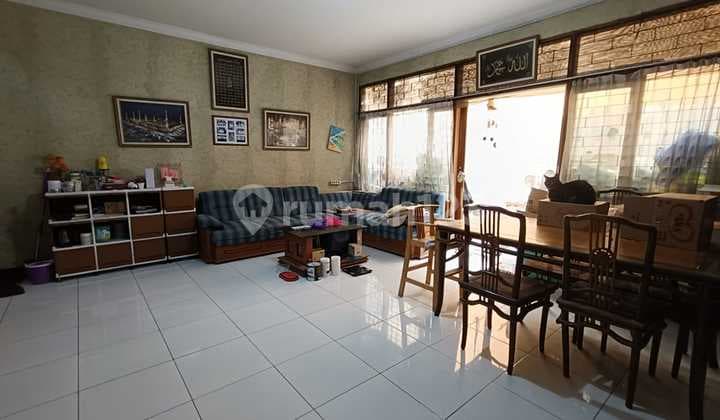 For Sale Rumah di Pusat Kota Sayap Jalan A.yant