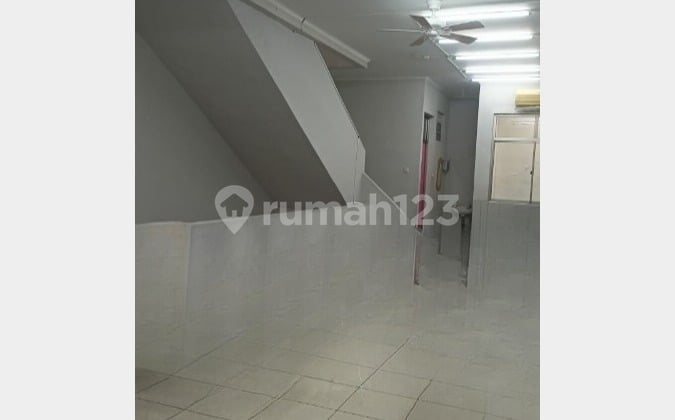 Ruko 2 Lantai Area Komersil di Kota Baru Parahyangan