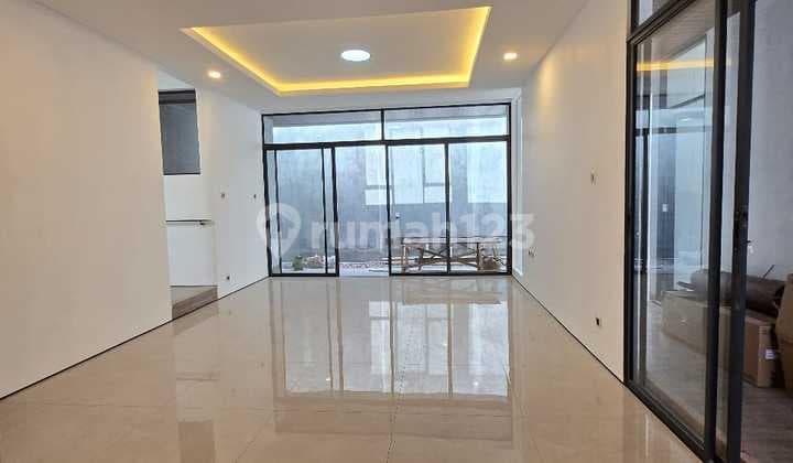 Breathable House in Batununggal Bandung