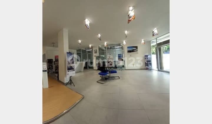 Sewa Ruang Usaha Luas & Strategis di Mainroad Soekarno Hatta