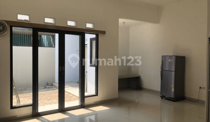 Rumah Bagus Minimalis di Pesona Ciwastra Bandung