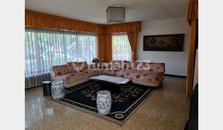 Rumah di Sayap Dago Cocok untuk Tempat Usaha