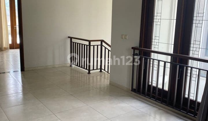 Well-Maintained Ready-to-Occupy House in Old Bandung Kbp