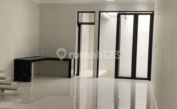 Rumah Minimalis Modern di Tengah Kota Bandung