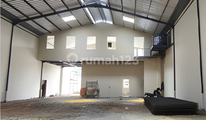 Gudang Luas Startegis Dekat Tol Margaasih Kopo