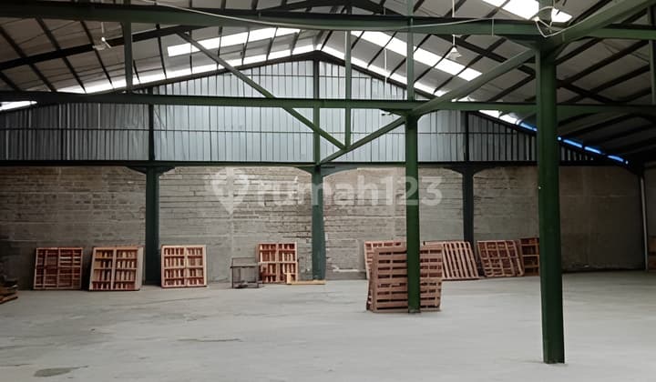 Gudang Katapang Andir Ada Kantor Akses Container 20 Ft