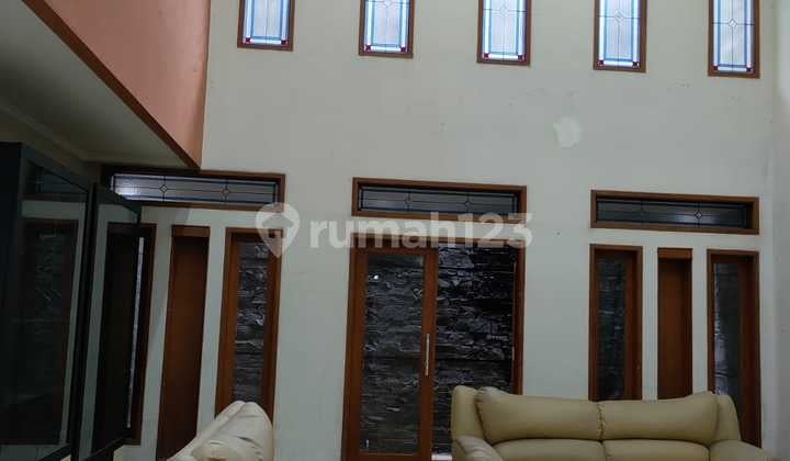2-Storey House in Sayap Pungkur, Bandung