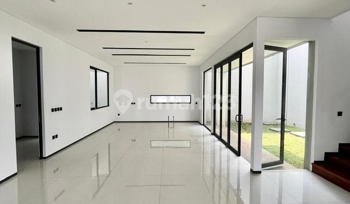 Rumah Baru Minimalis di Setra Duta, Bandung Utara