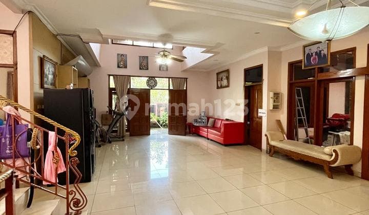 For Sale 2-Story House in Batununggal Abadi, Bandung, Spacious and Luxurious