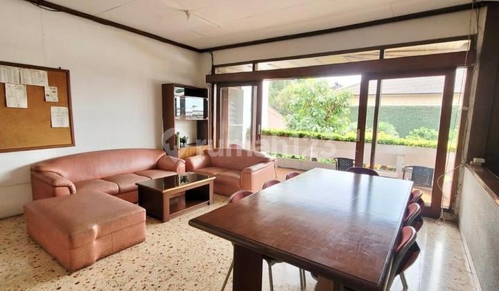 For Rent: Strategic Commercial Space on Ciumbuleuit Road, Bandung