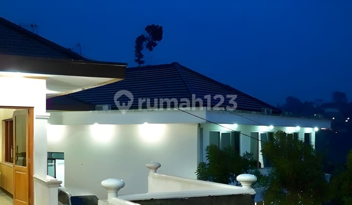 Villa/Hotel Siap Huni di Lembang Bandung