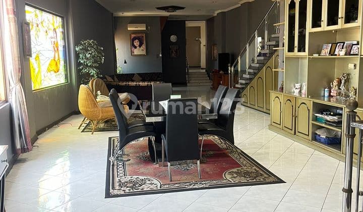 Ruang Usaha 4,5 Lantai Siap Pakai Braga Bandung