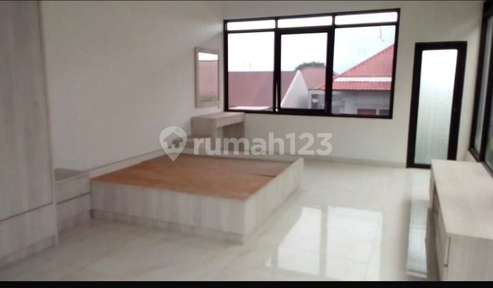 Ruko 3 LT Siap Pakai di Jl Peta Bandung