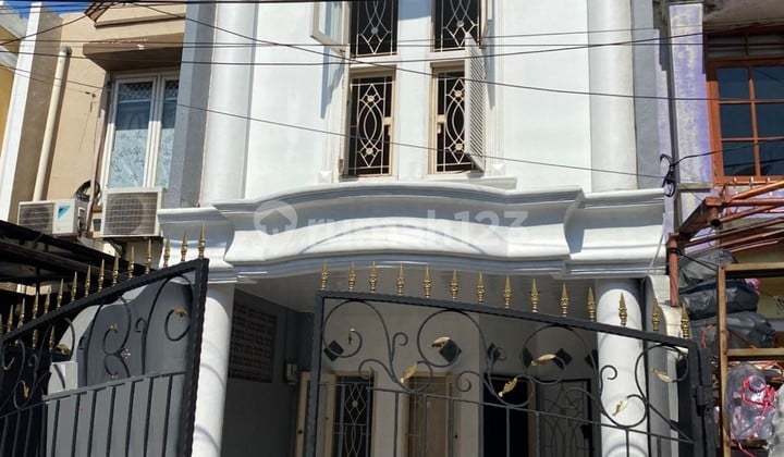 Rumah Sewa 2 Lantai Siap Huni di Taman Palem Lestari, Tp 397A
