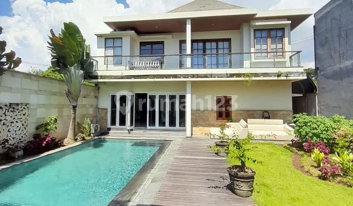 Rumah Villa 2 Lantai View Sawah Dan Ocean di Ketewel Gianyar