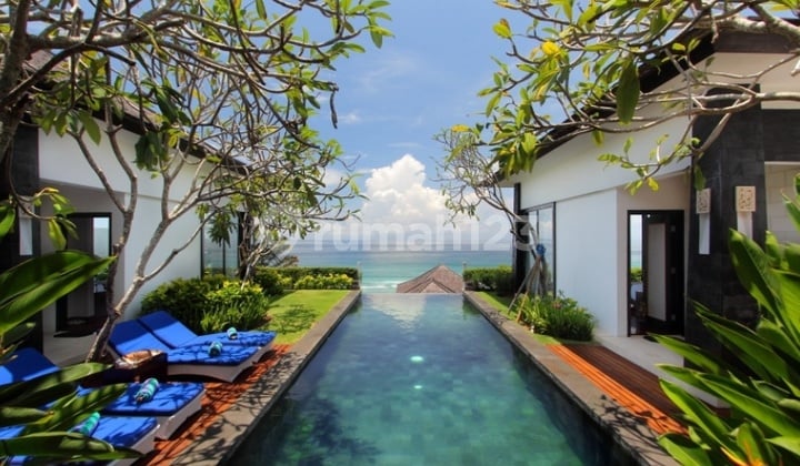 Villa Luxury Beachfront yearly rent di Nusa Dua, Badung