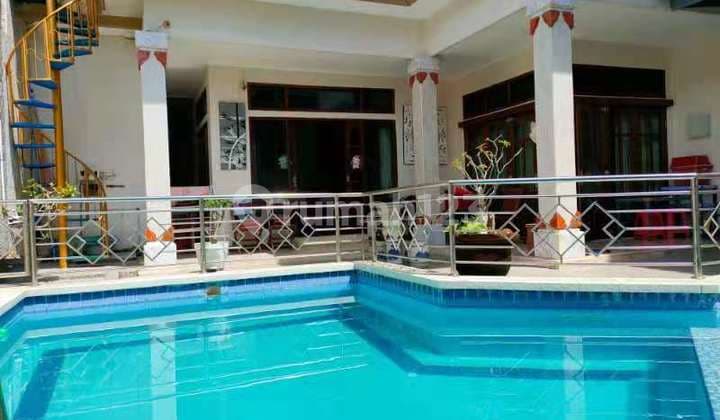 Rumah Bagus Furnished SHM Renon, Denpasar