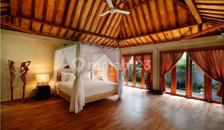 Vila Joglo Luas Shm Imb Lengkap Strategis Lod Tunduh Ubud