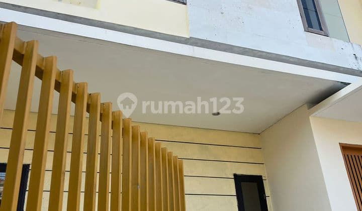 Rumah Minimalis Modern SHM Dua Lantai Di Renon Denpasar