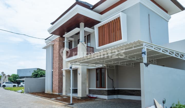 Luxury 2-Story Cluster with Freehold Title Near Sanur Beach