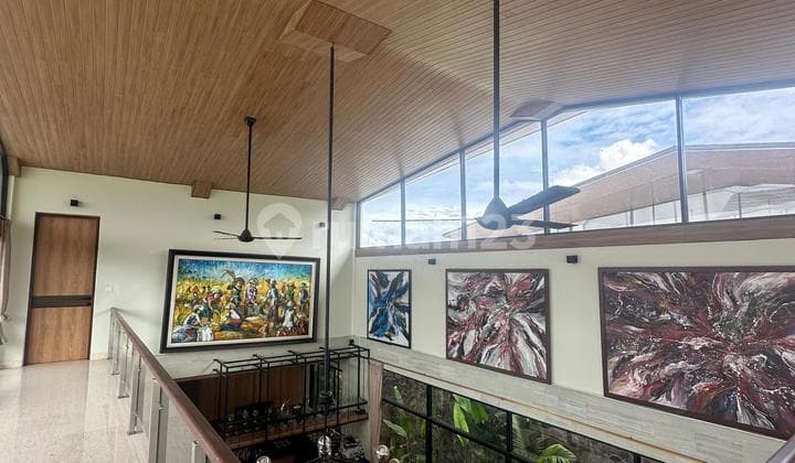 Luxurious Villa SHM 7 Bedroom Near Sanur Beach