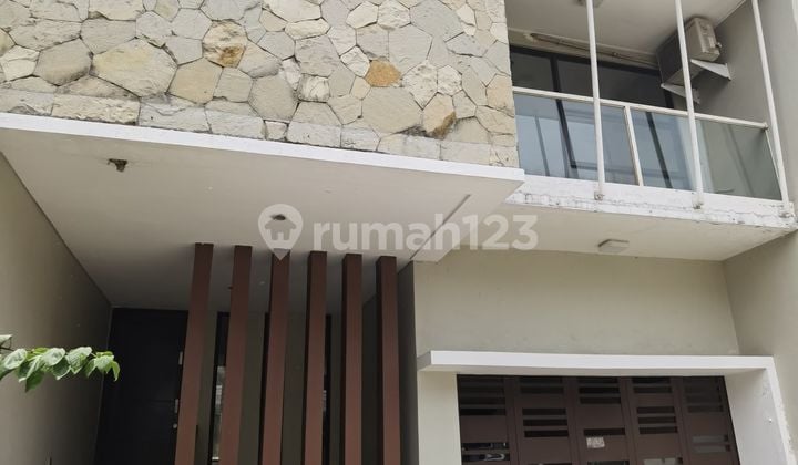 Best Price Rumah Siap Huni Hadap Timur di Kebayoran Residence