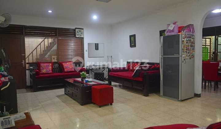 Rumah siap huni 2 lantai di Cidodol jaksel