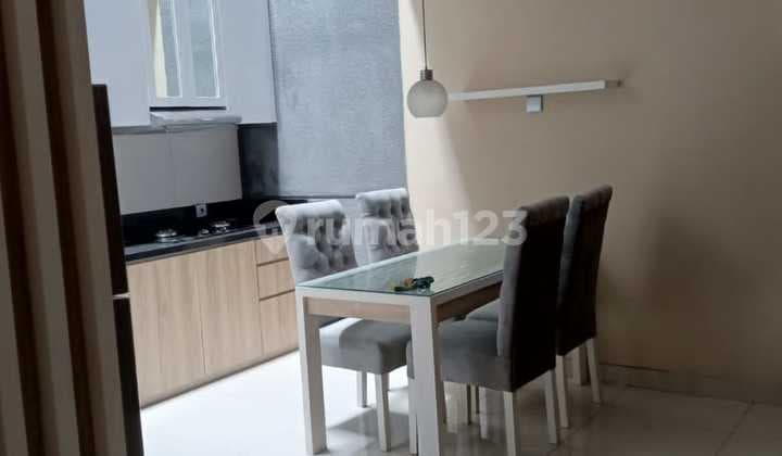 Rumah Cantik Furnised Di Kebayoran Residence