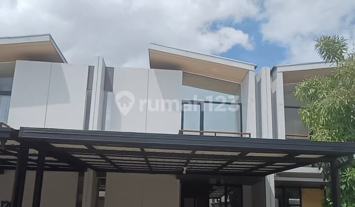 Semi Furnished Rumah Cluster Cendana Lippo Karawaci Tangerang