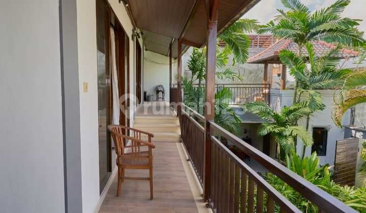 For Sale Ready to Live In 3 Villas 3 Private Pool & 1 Unit 2 Floors Mezzanine Newly Renovated