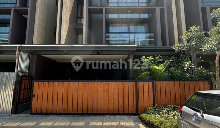 Rumah Mewah Bsd Cluster Zora Kanade Semi Furnished