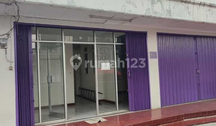 Disewakan Ruko 1 Lantai Area Komersil Kebayoran Baru
