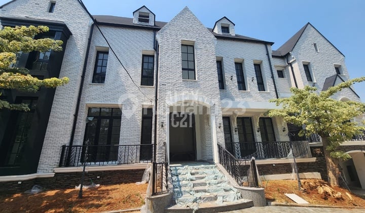 For Sale Ragunan, Jak Sel Brand New American Classic House Style