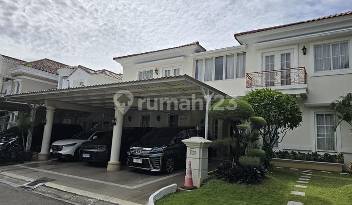 Dijual rumah mewah strategis di Taman Beverly Golf Karawaci Bencongan, Kelapa Dua, Tangerang, Banten