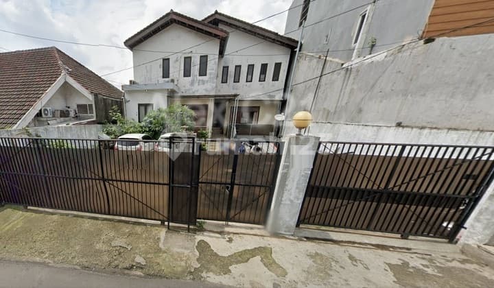 For Sale House Suitable for Boarding in North Cipete, Kebayoran Baru, South Jakarta