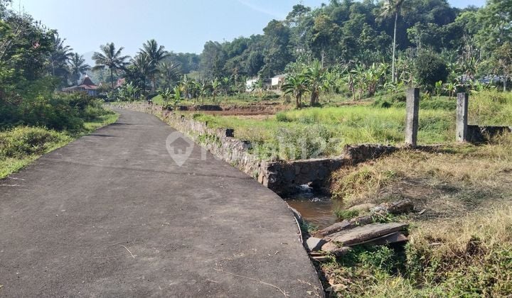Tanah dijual 300m² di puncak Cisarua Megamendung bogor