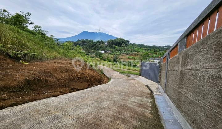 Tanah Dijual 400M2 di Cisarua Puncak Dekat Villa Mawar