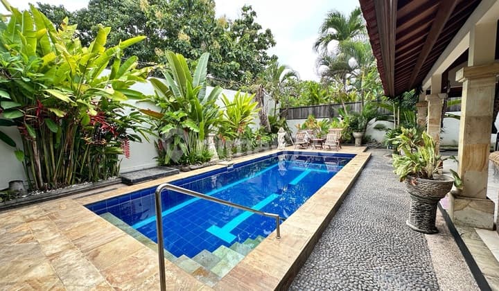 Disewakan Villa Fully Furnished Puri Gading Jimbaran