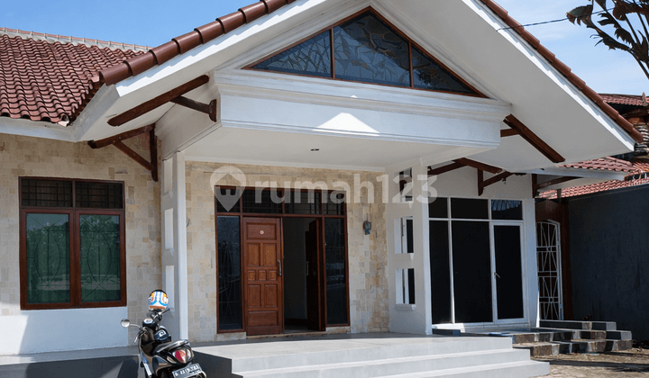 Rumah Sangat Luas, 6 Are di Bekasi, Lokasi Strategis Dekat dengan Akses Tol