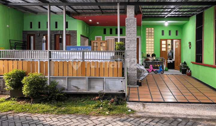 Rumah Murah 4 Kamar di Wiyung, Surabaya Lokasi Strategis di Pusat Kota