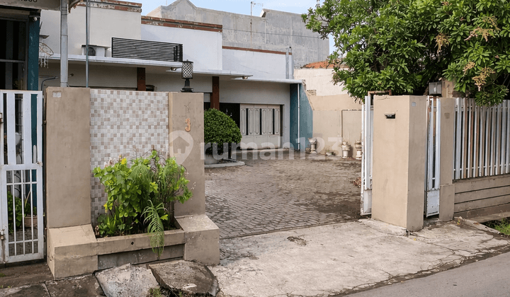 Rumah Luas 900Meter 4 Kamar Tidur di Mayangan Probolinggo, Lokasi Strategis di Pusat Kota, Dekat dengan Rumah Sakit