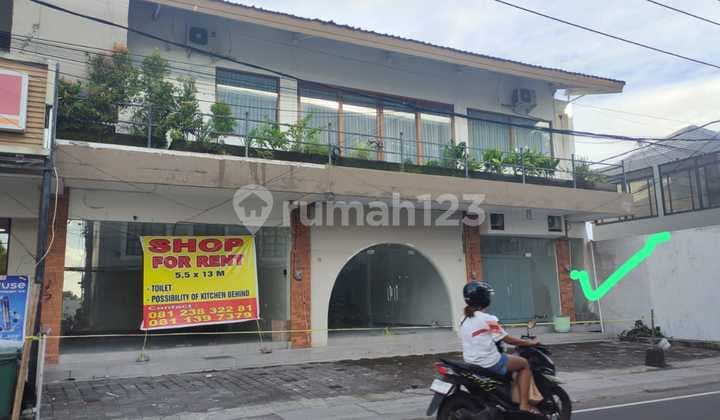 Disewakan Ruko 1 Lantai di Pusat Keramaian Kerobokan, Bumbak Bali. Lokasi Strategis di Pinggir Jalan Utama