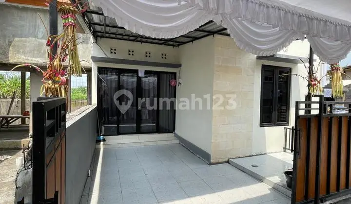 Rumah 2 Kamar di Btn Tropical Sanur, Tangtu, Lebar Jalan Depan 5 Meter, Lokasi Strategis Dekat dengan Pantai