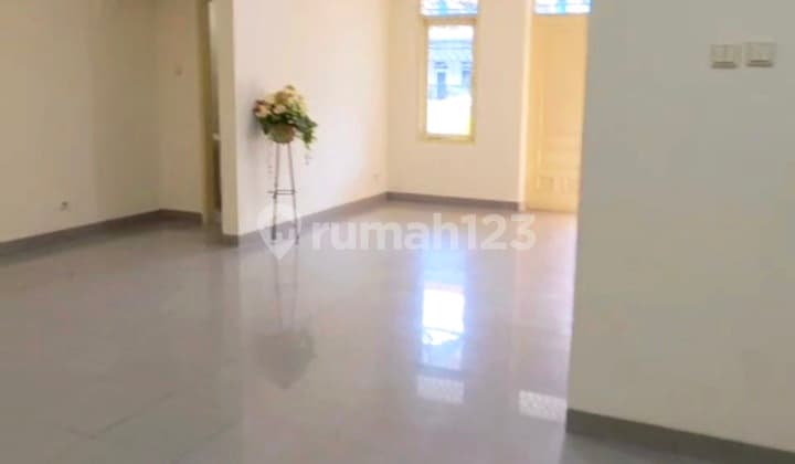 Rumah Rapi Siap Huni 8X17 Permata Buana