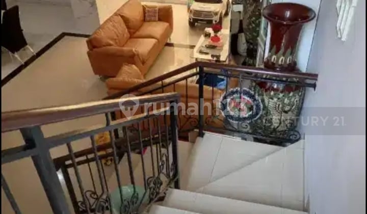 Rumah Mewah Full Renovasi Sangat Terawat Puri Permata Mediterania