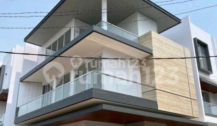 Rumah Hook Bangunan Baru Mewah 3 Lantai Taman Surya 5