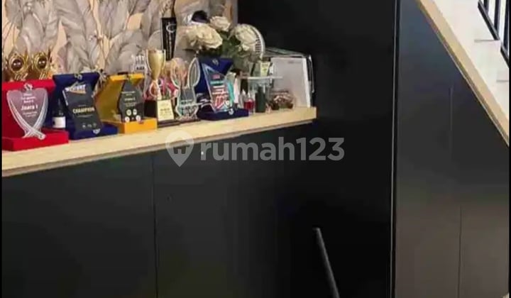 Rumah Bagus Granit 3.75x15m² Permata Taman Palem