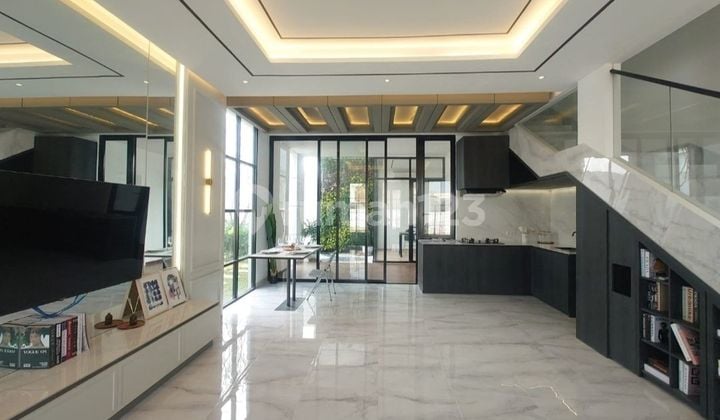 Rumah Bangunan Baru Mewah Bergaya Eropa Harga Terjangkau Casa Varya Puri Gardena