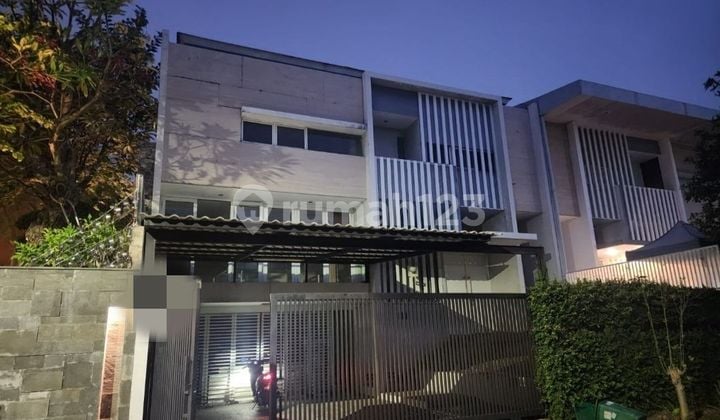 Rumah Mewah Ukuran 12x24m Dijual Bu Murah Lokasi Premium Citra Garden 6